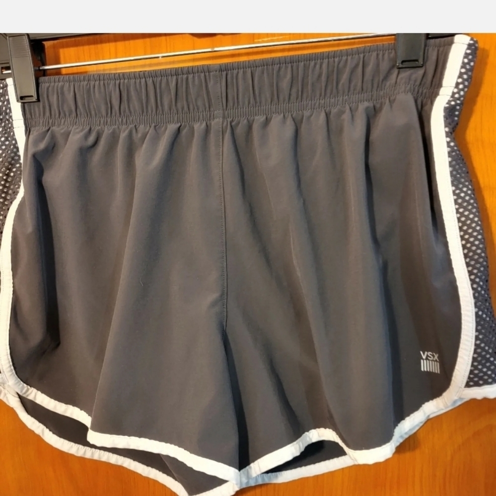 Victoria Secret    VSX Sport    Shorts Gray Size  M